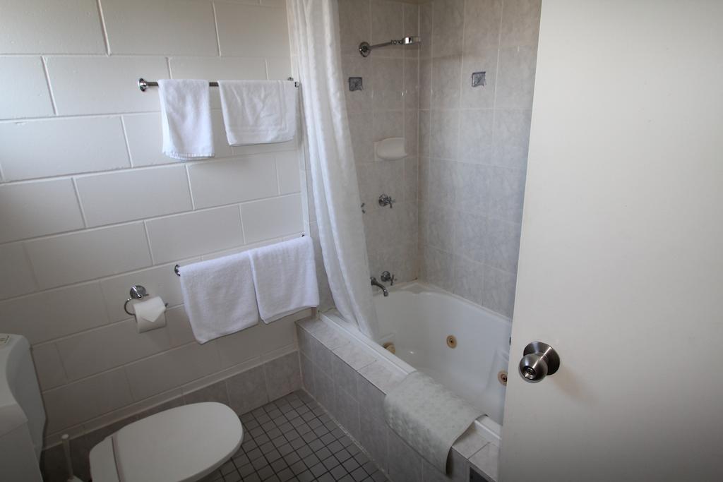 Colonial Rose Motel Townsville Kültér fotó