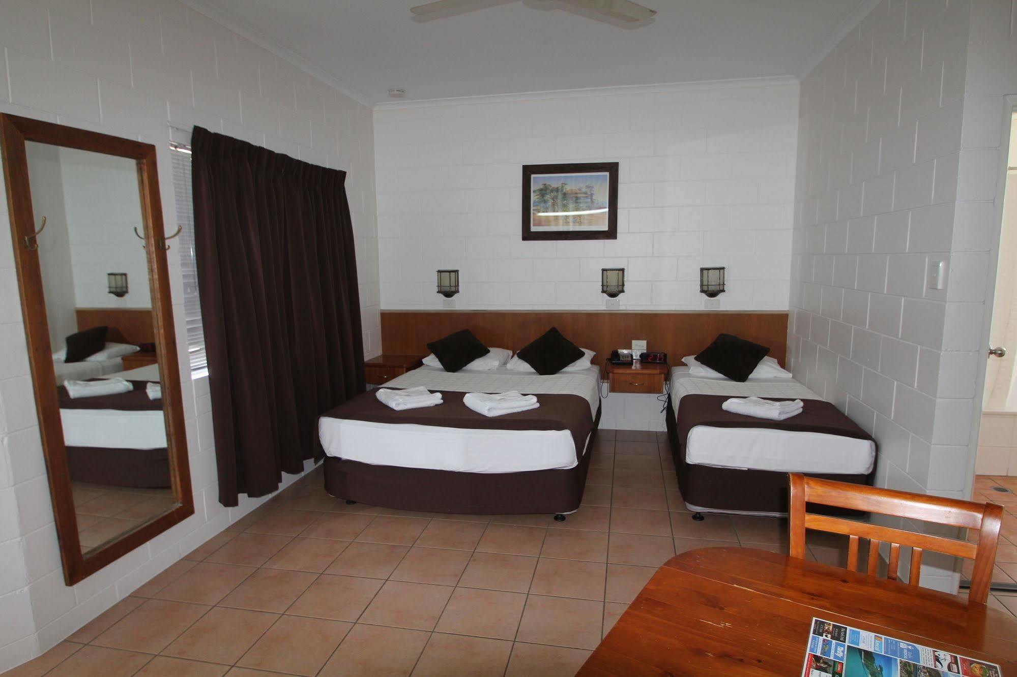 Colonial Rose Motel Townsville Kültér fotó